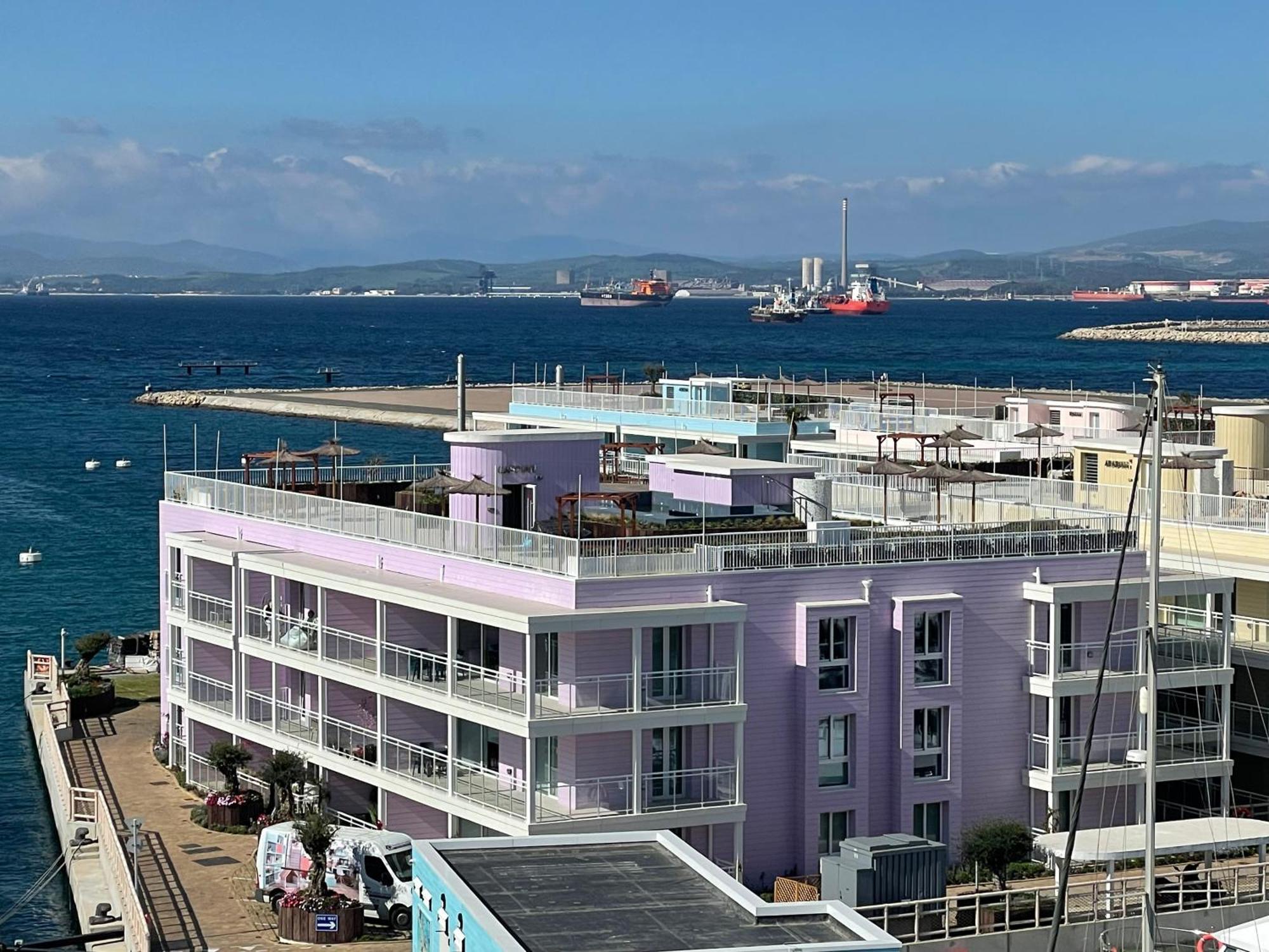 Deluxe Marina View Seafront Gibraltar Stay Kültér fotó